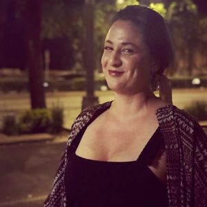 Meet your Posher, Caitlin